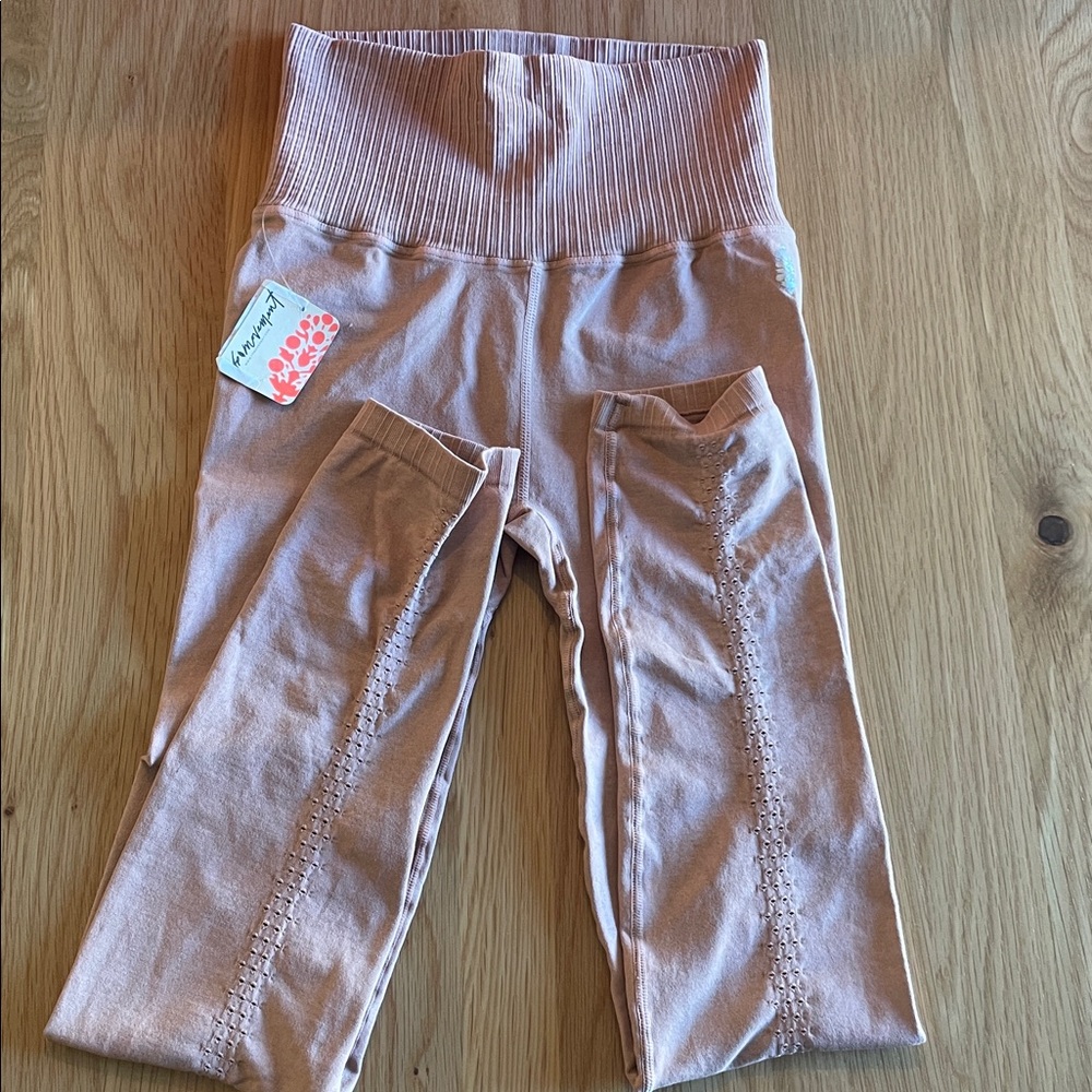 NWT Free People Dusty Rose Leggings
